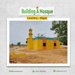 Building a small mosque in Niger